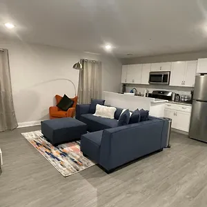  Apartment Luxury **cozy• 2 Bedroom 2 Min. From Ewr / Downtown